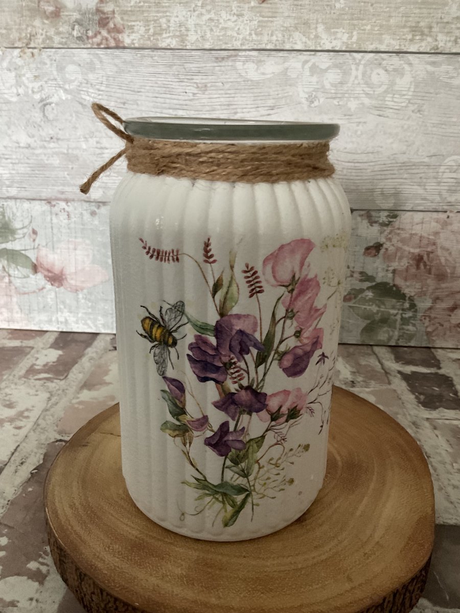 Ribbed Glass Vase. Sweet Pea. Bee.