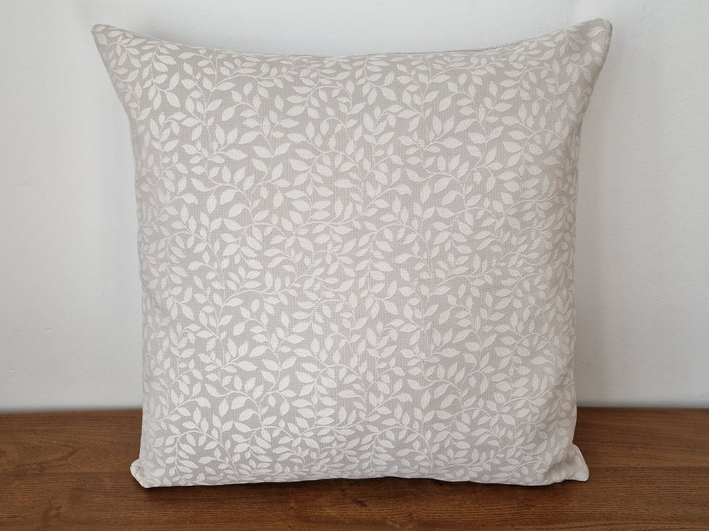 Handmade woven jacquard leaf pattern cushion cover