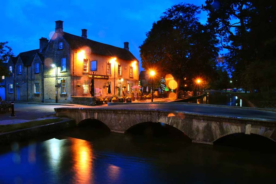 Kingsbridge Inn Bourton On The Water Cotswolds Photograph Print