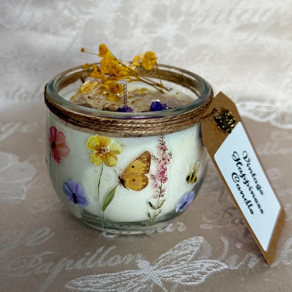 Vintage Happiness Candle – Fairycore Floral Candle