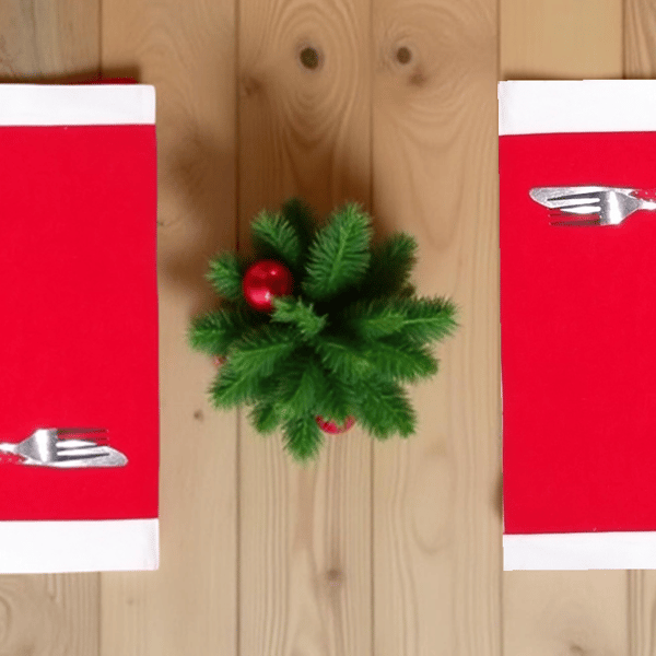 Pair Table place mats with cutlery pocket Red & White Xmas 