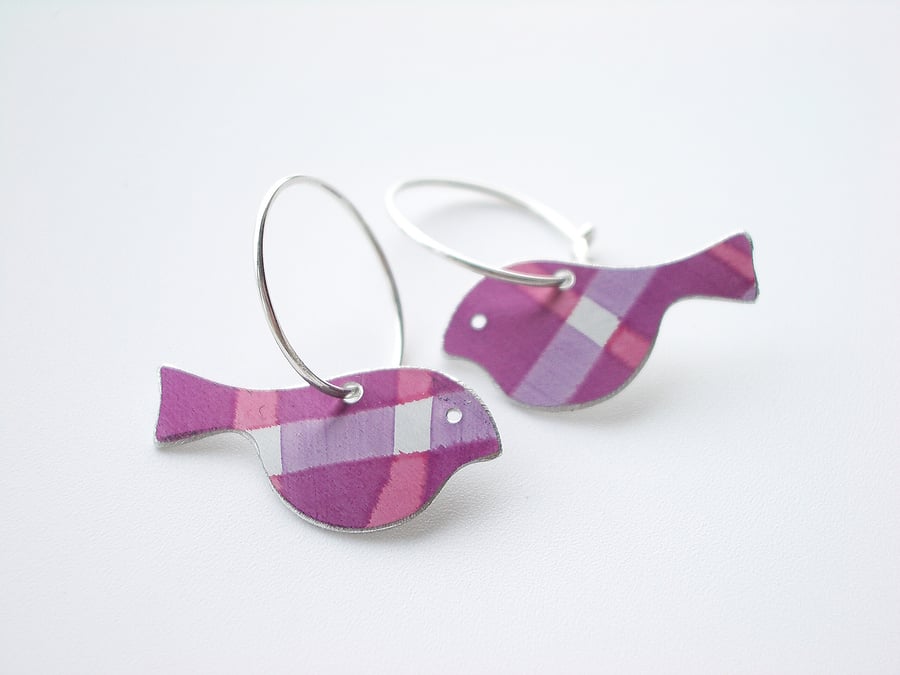 Bird earrings in purple and pink checks