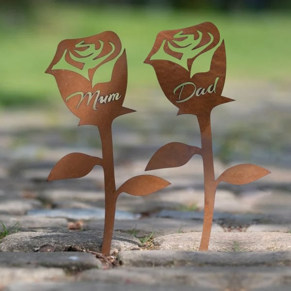 Mum & Dad Rose - Rustic Garden Sculpture