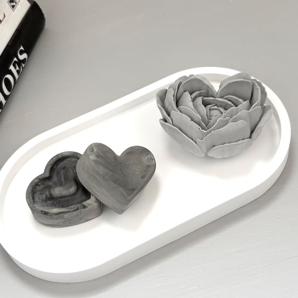 Home Fragrance Gift Set with Rose Diffuser, Heart Aroma Stones & Tray