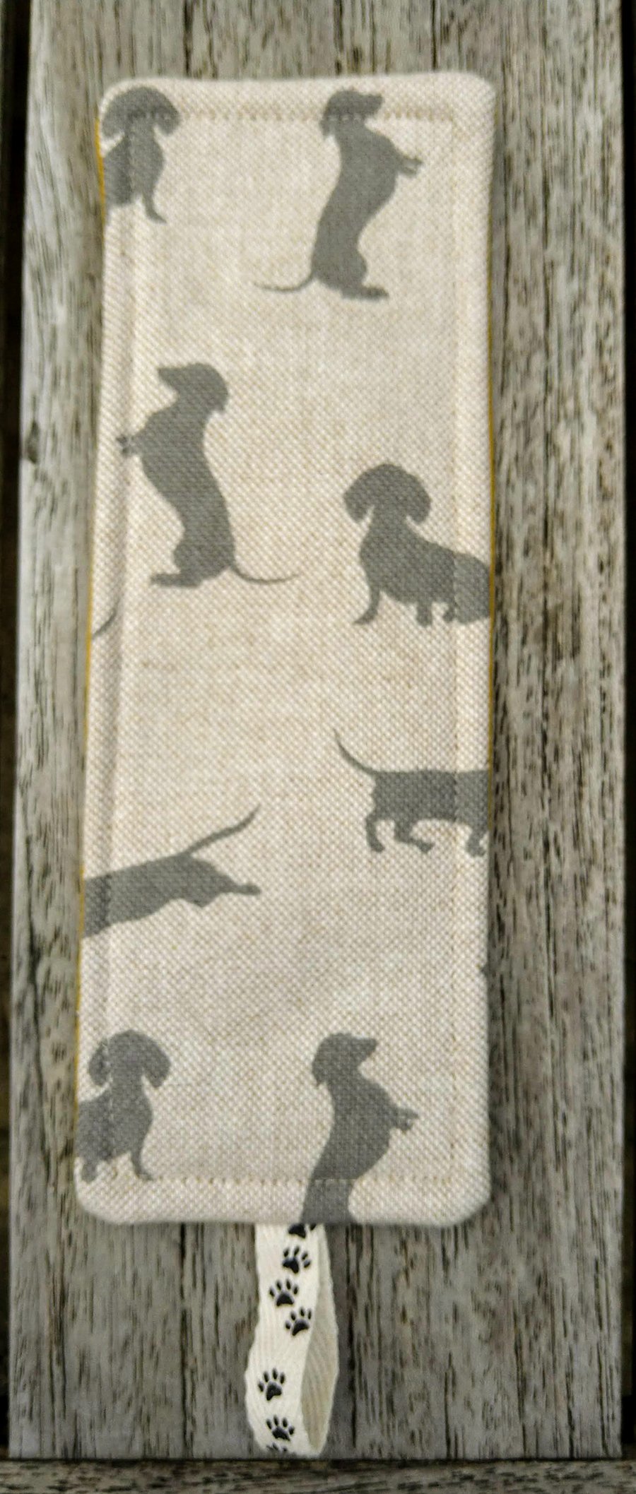 Bookmark with dachshunds 