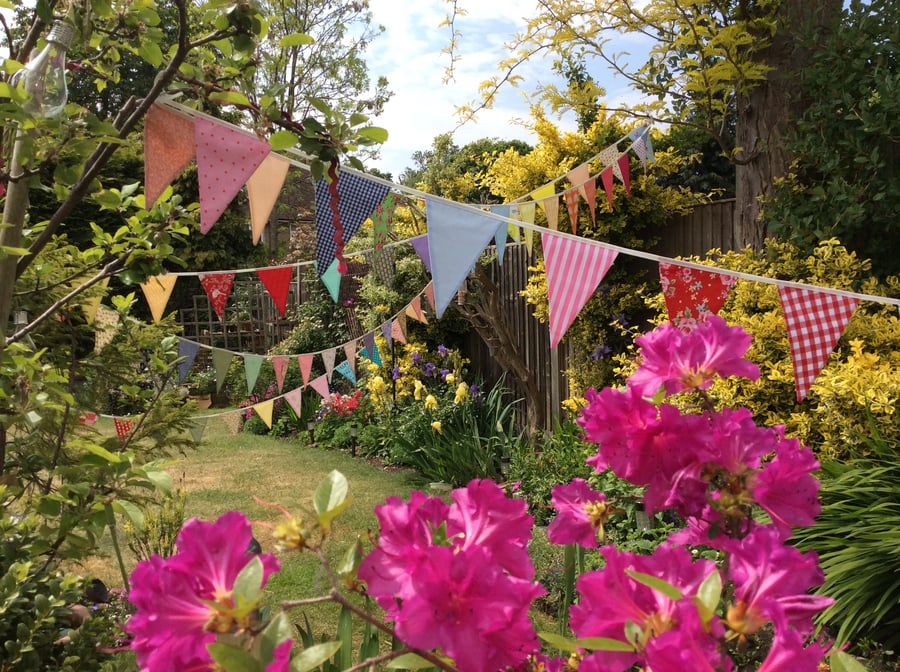15m bunting - 75 flags 50ft long mixed colour flags weddings, fetes, parties