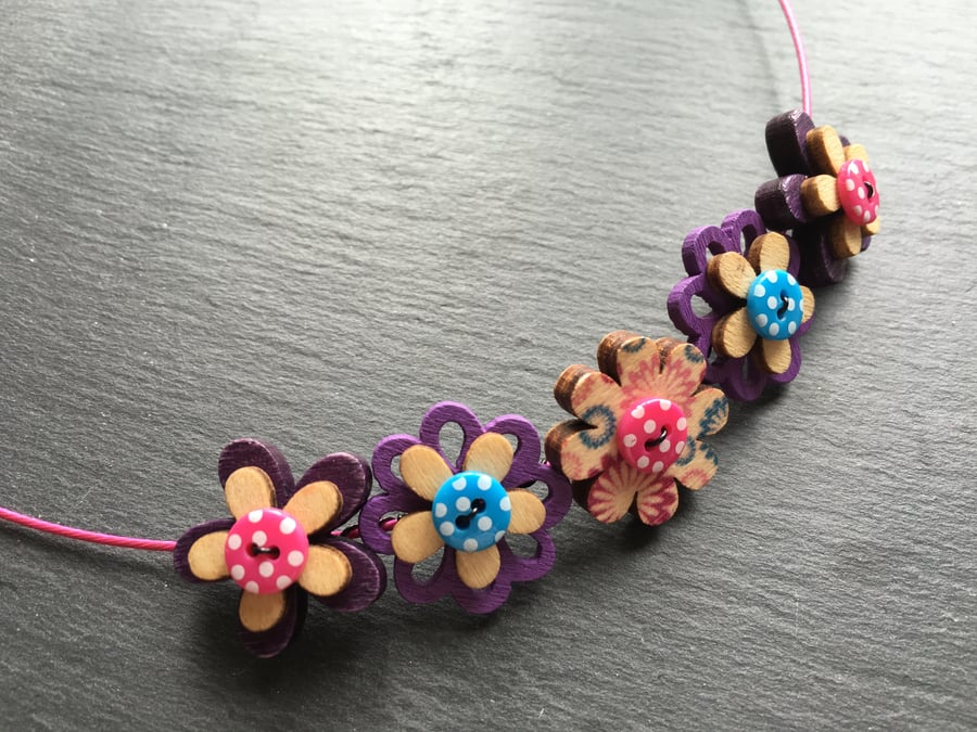 Button Necklace Wooden Flower Button Choker Purple Pink