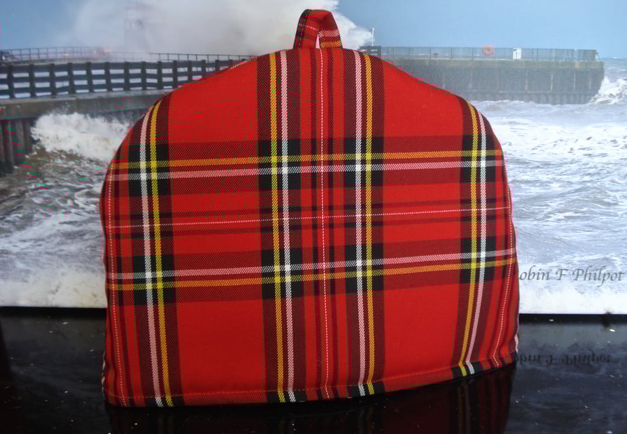 Tartan Tea Cosy Great For Xmas Or New Year Four To Six Cup (A65)