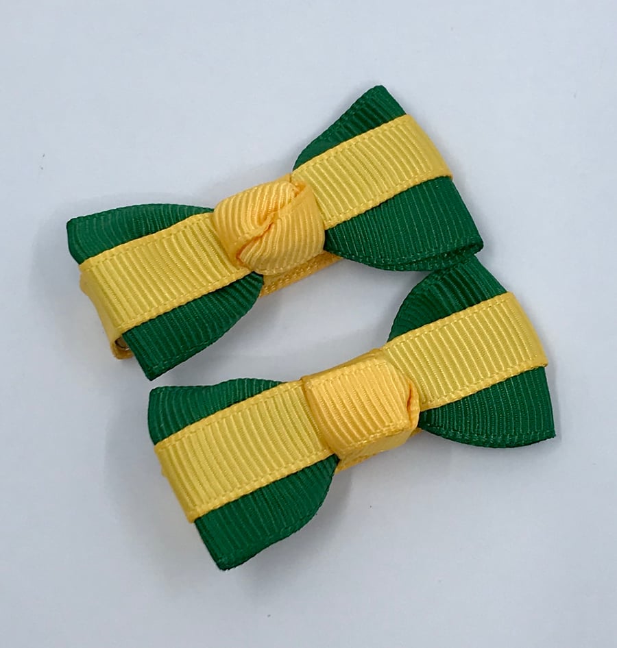 School Itty Bitty Forest Green and Yellow Gold on Clips (pair)