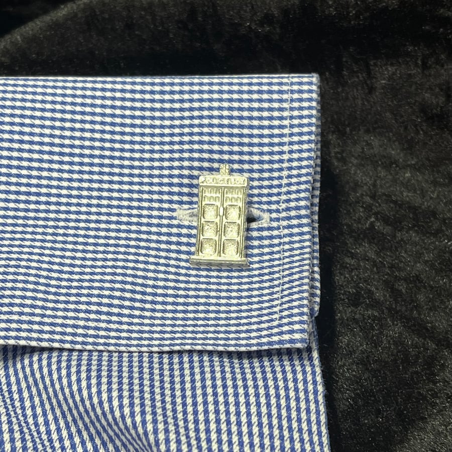 Tardis cufflinks - Hand cast Pewter