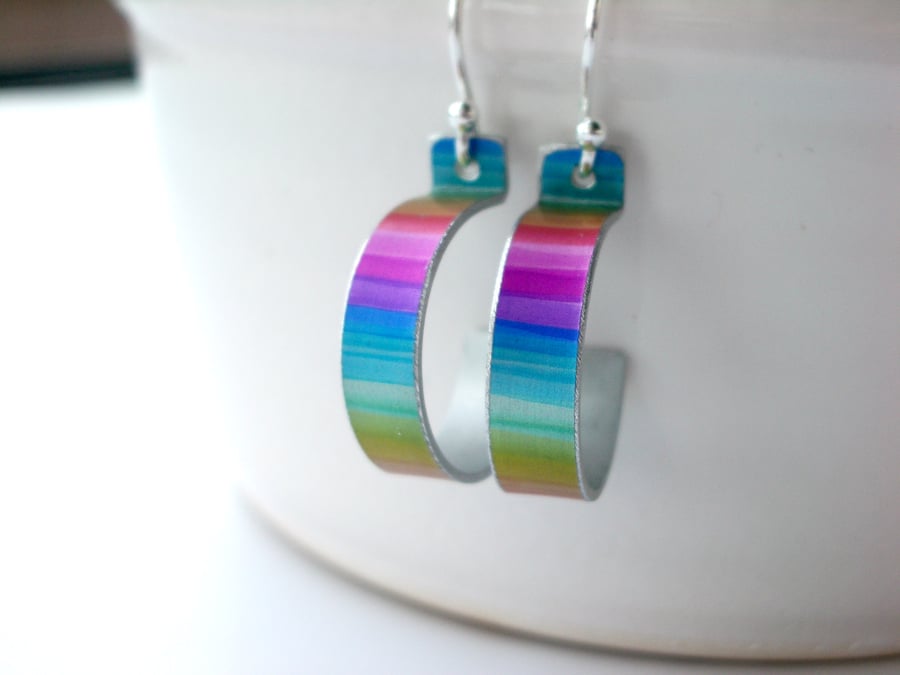 Hoop earrings in rainbow stripes