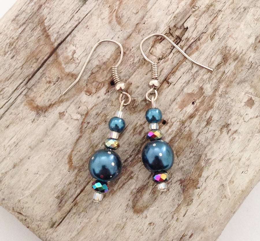 Beautiful Stardust Midnight Blue Pearl Bead Earrings - UK Free Post