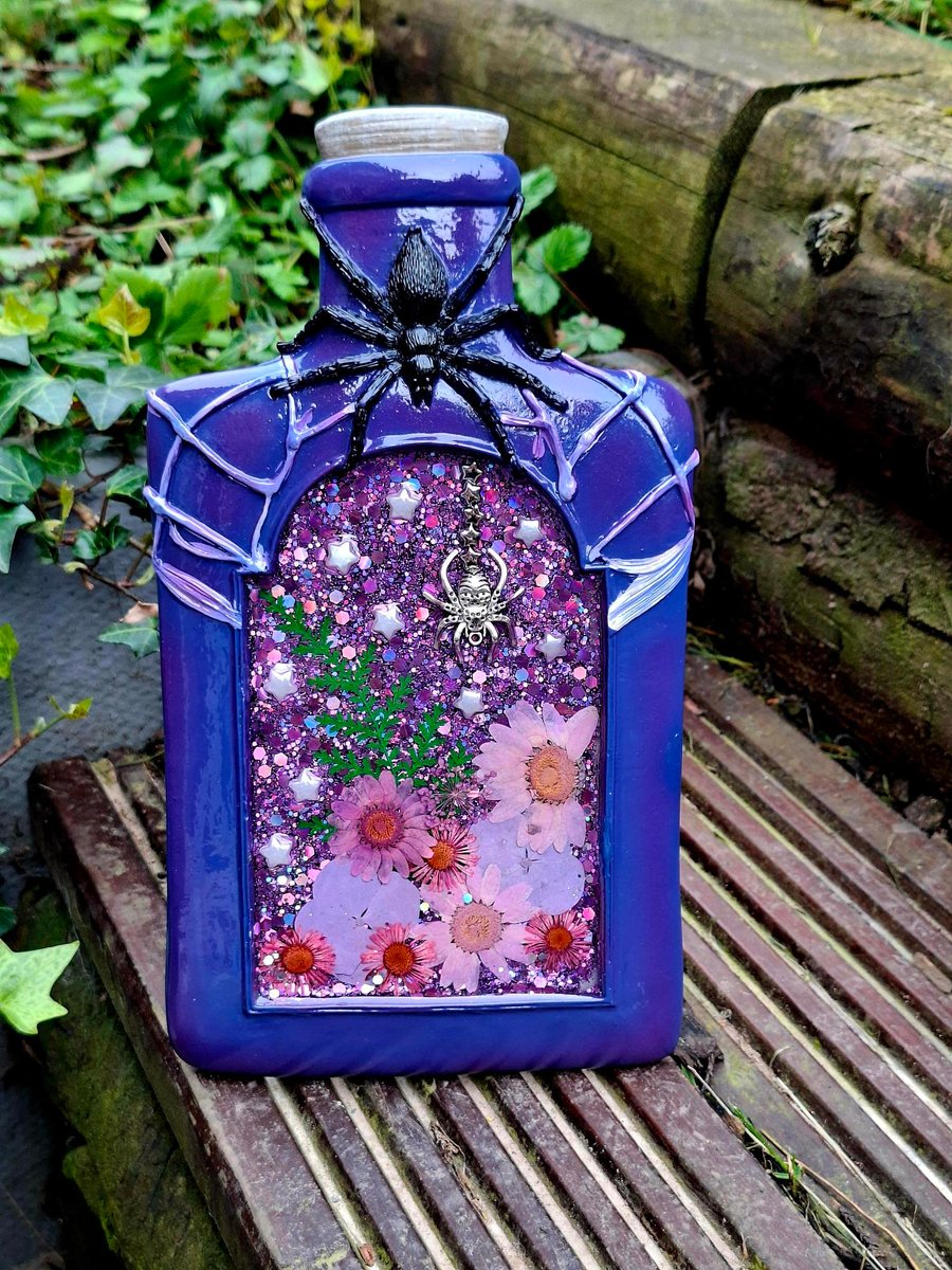 Alternative Gothic Witch Potion Photo Frame Botanical Spider Floral Glitter 