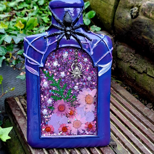 Alternative Gothic Witch Potion Photo Frame Botanical Spider Floral Glitter 