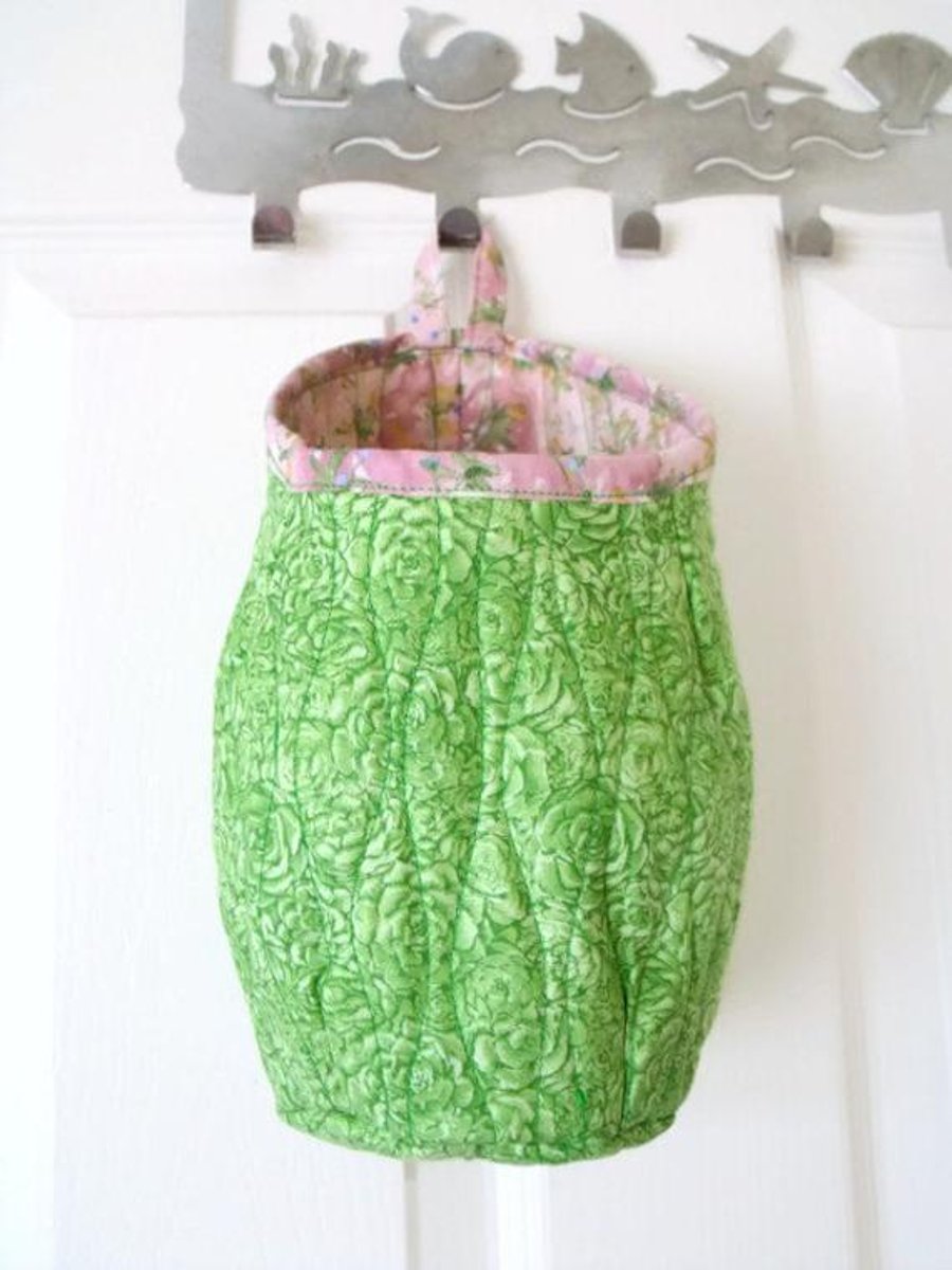 quilted door handle storage bag, storage pod, pink and green