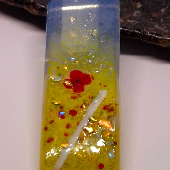Handmade Fused Opaline Glass Pendant Necklace Poppy-field (D)
