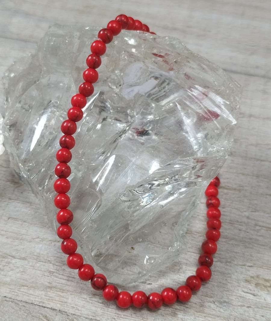 AL59 Red turquoise beaded elasticated anklet 