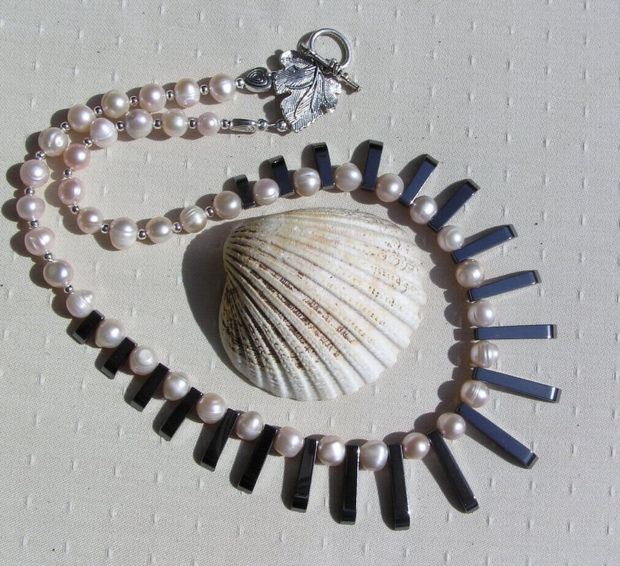 Black Hematite & Peach Pearl Crystal Gemstone Statement Cleopatra Fan Necklace
