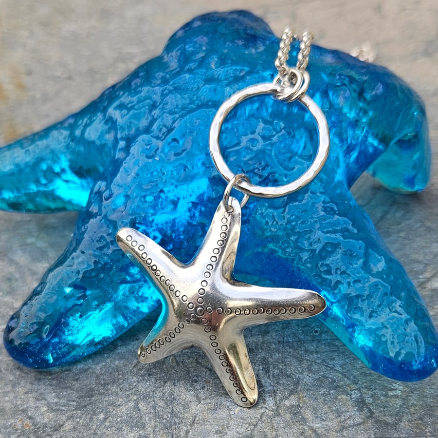Silver starfish pendant