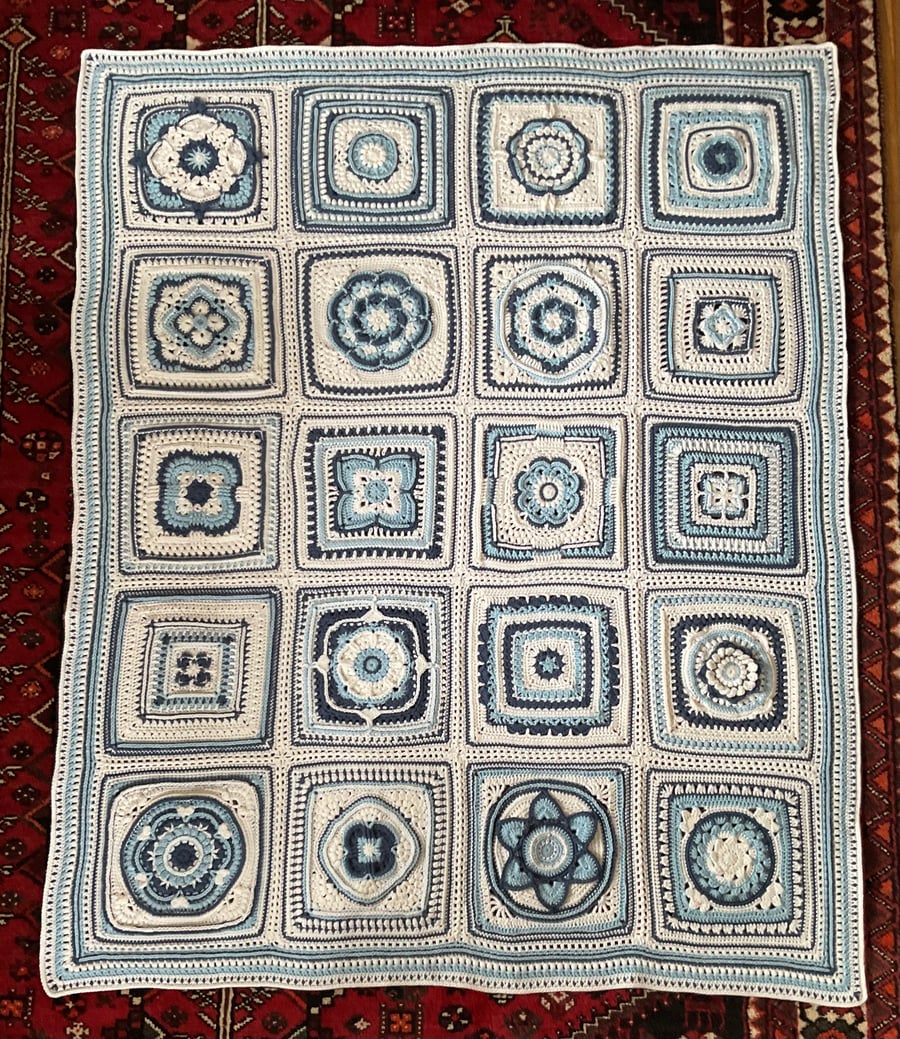 Crocheted Detailed Granny Square blanket