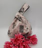  Knot bag,  small, reversible in grey denim and madam print fabric  - Image 3