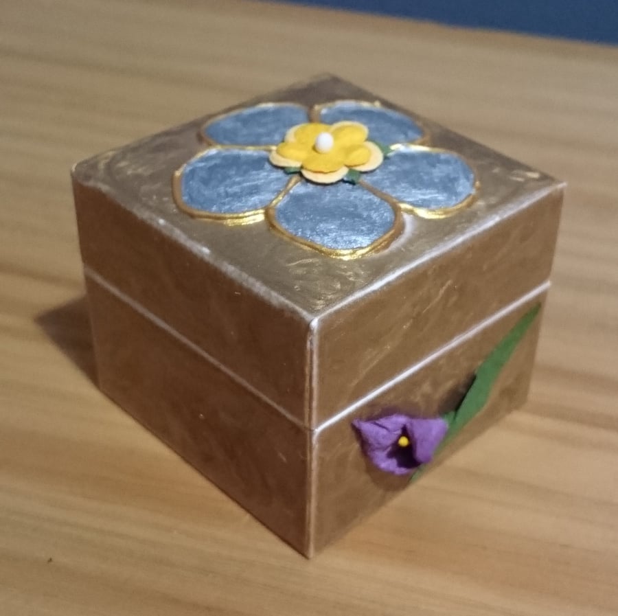 Gold and Silver - Memory Box