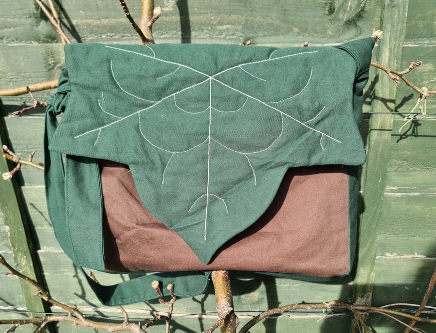 Ivy Leaf Satchel Large A4 Green