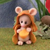 Spring Sale ... Downland Mouse 'Abbi' with cheese OOAK Sculpt Ann Galvin