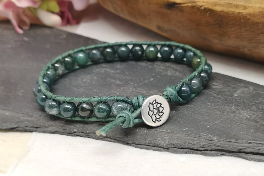 Moss agate and green leather bracelet with lotus flower button