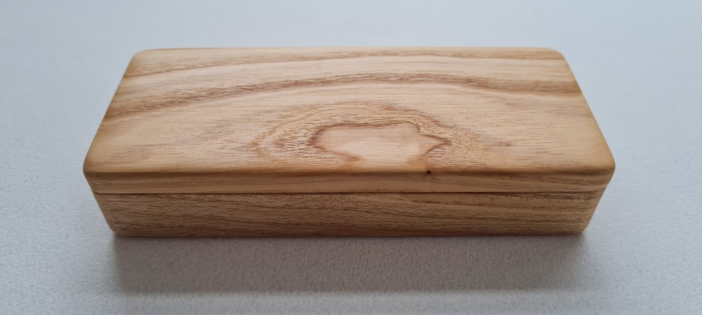 Medium Solid Wood Pillbox - 7 Day Pill Organiser