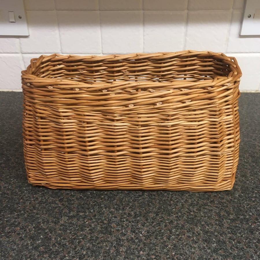 Willow Rectangular Storage Basket (586)