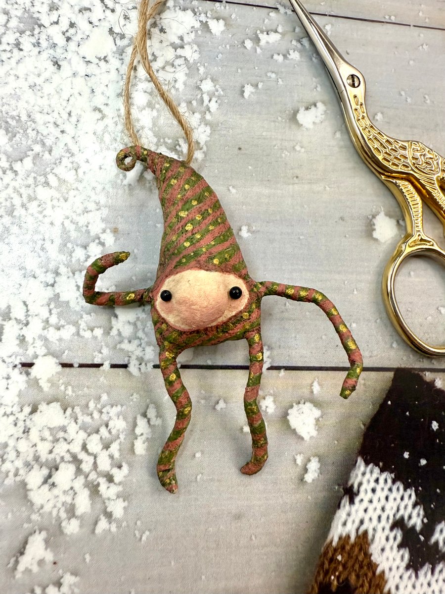 Spun Cotton Elf Hanger in Pink & Green