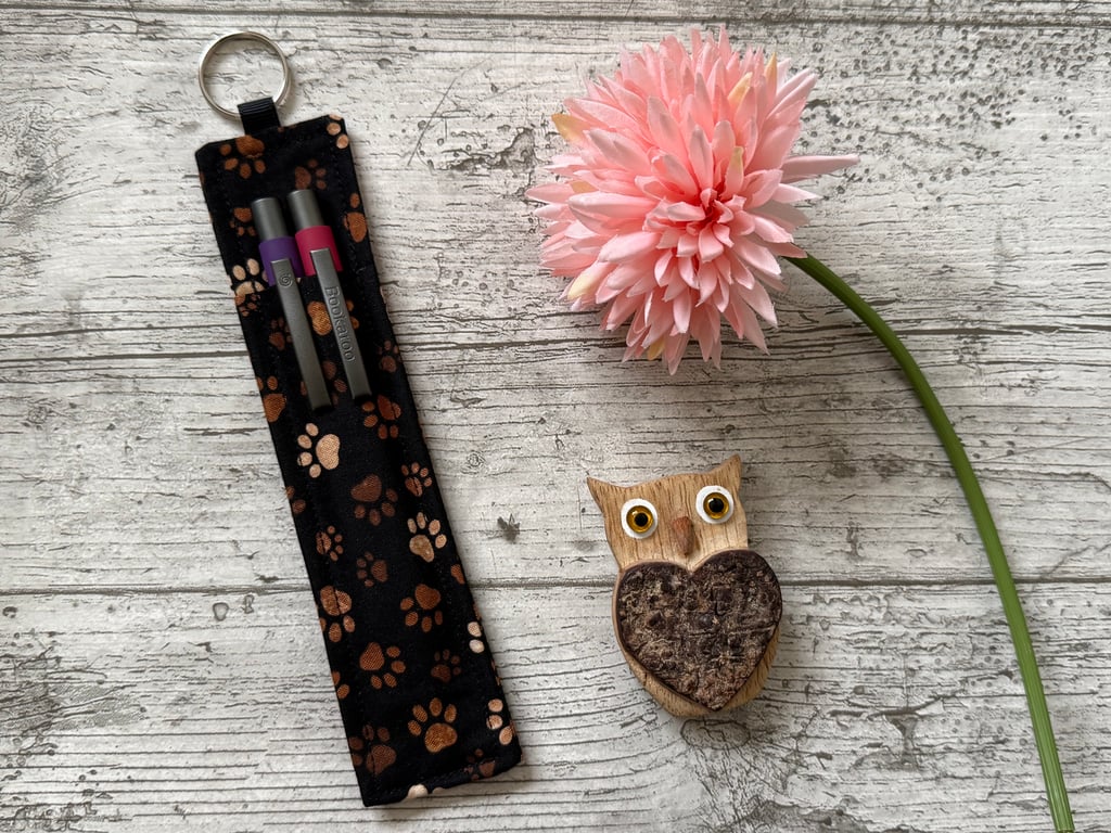 Paw Print Lanyard Pen Holder – Teacher Pen Holder – Nurse
