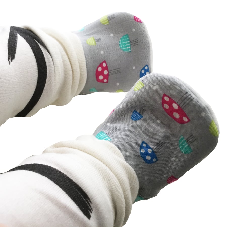 Baby Shoes First Walkers Grey TOADSTOOLS Kids Slippers Pram Shoes Gift Idea 0-9Y