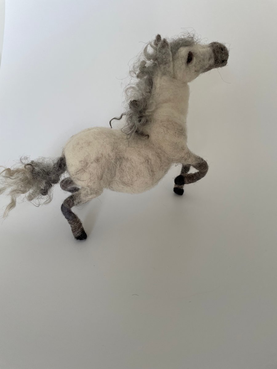 Needlefelted sassy grey pony