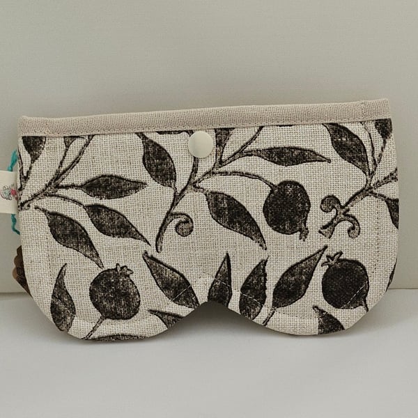 Glasses shaped glasses case in a William Morris fabric.