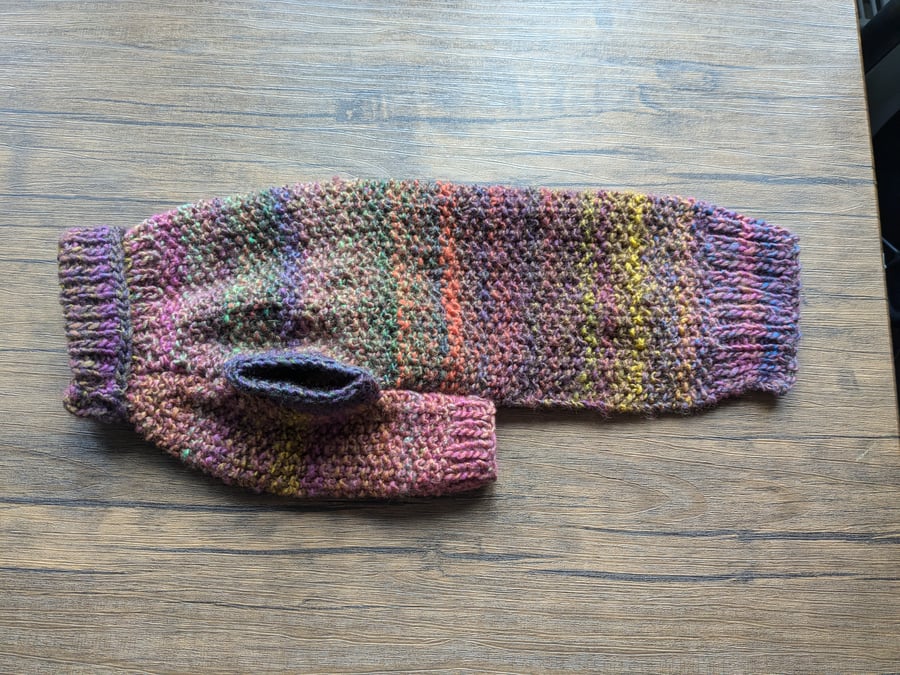 Dog Jumper - 14 inches long (36 cms)