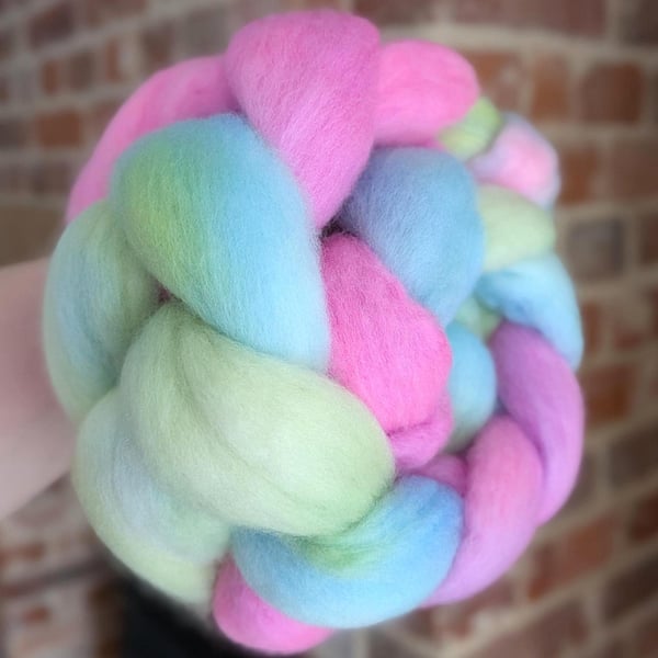 Hand Dyed Polwarth Top 100g Spinning Fibre - Double Sherbet