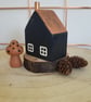 Little Spooky Halloween house - Image 5