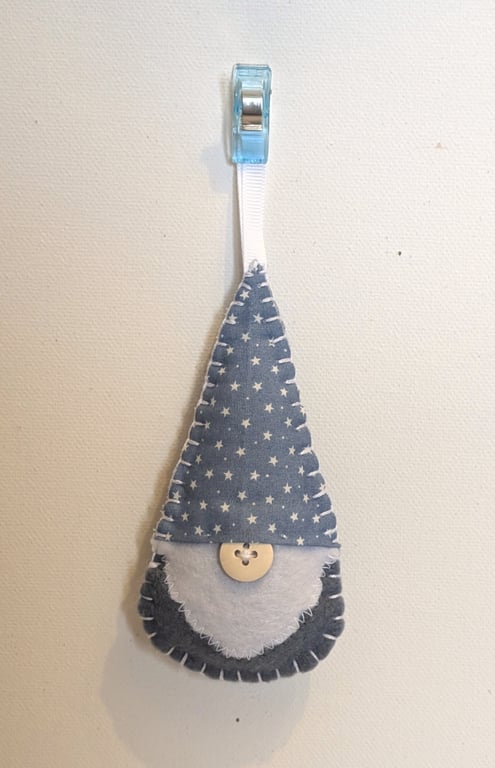 Handmade handstitched felt gonk - blue star hat