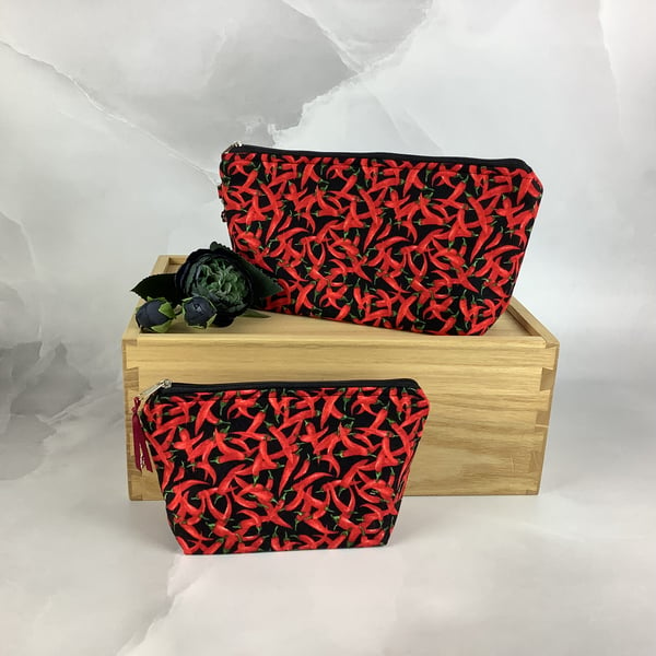 Chillis zip case, Chilli pepper makeup case, 2 sizes available, Handmade