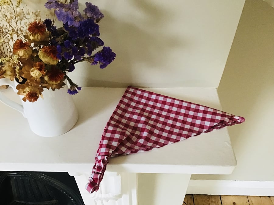 Gingham headscarf