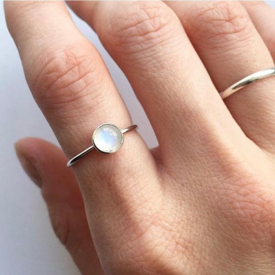 Sterling Silver Moonstone Gemstone Ring