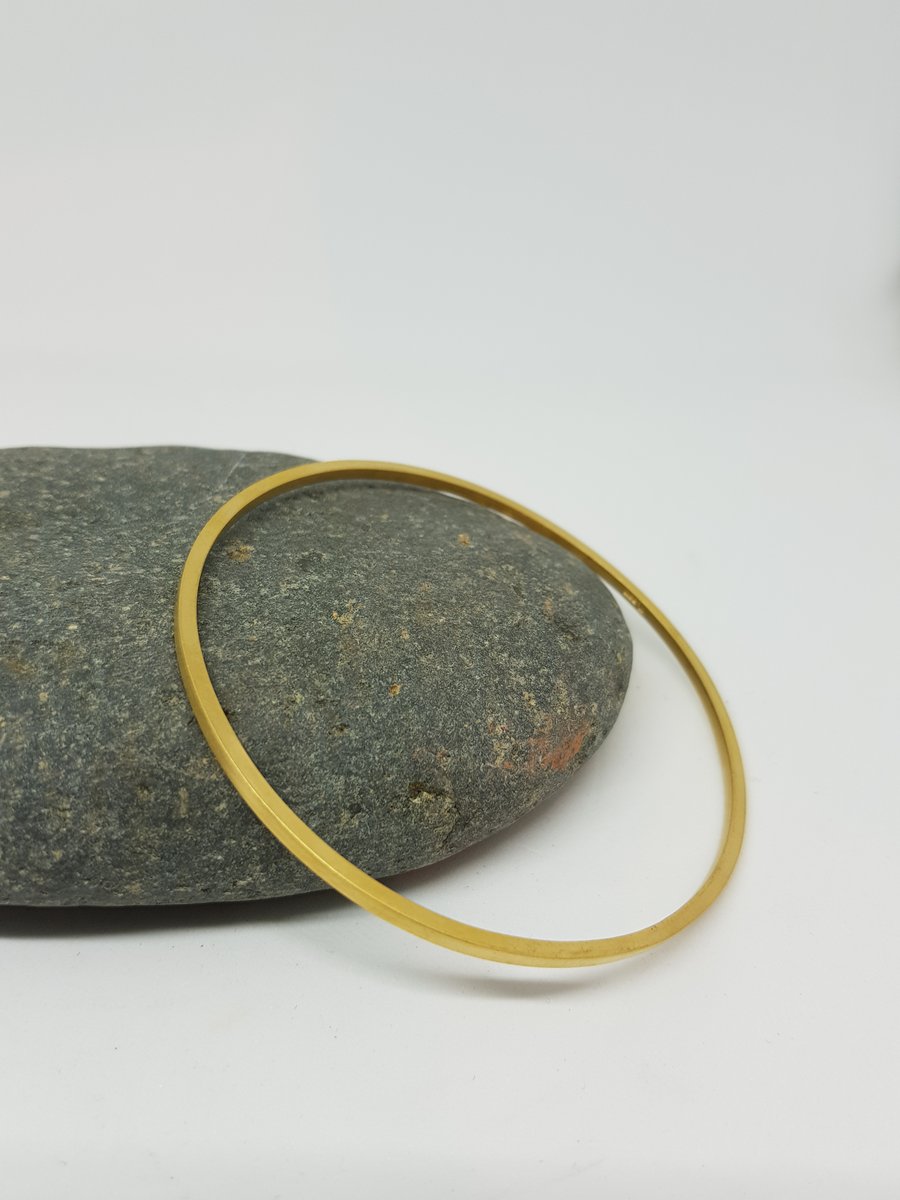 Juana by Fedha - stylish 24 carat gold-plated silver bangle