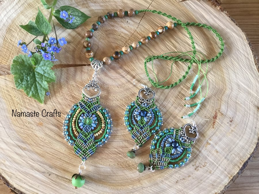 Beaded Pendant and Earring Set, macrame, gift, matching, boho, jewellery, green 