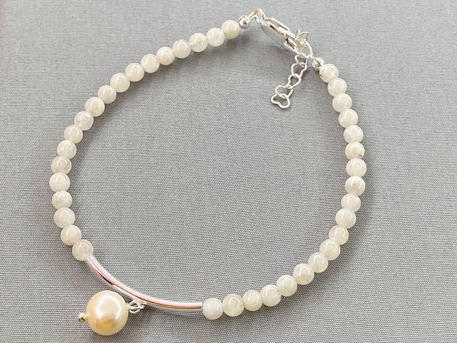 Rainbow Moonstone & Ivory Cultured Pearl Beaded Bridal Sterling Silver Bracelet