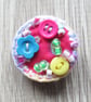 Brooch pin, buttons & beads, Round, Molly  - Image 3