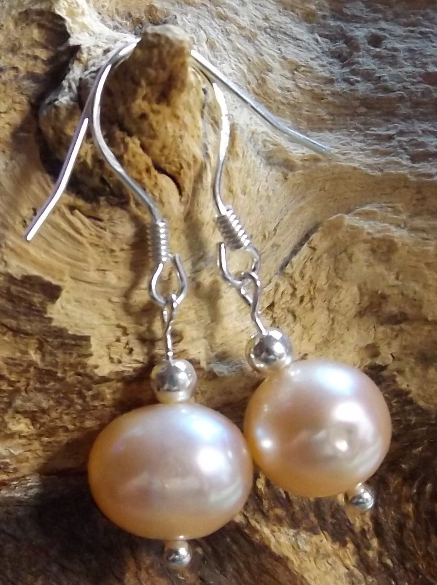 Sterling silver peach pearl earrings