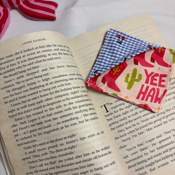 Patchwork Corner Bookmark