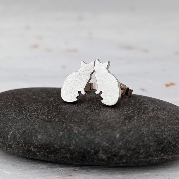 Recycled sterling silver cat stud earrings – cute handmade animal jewellery 